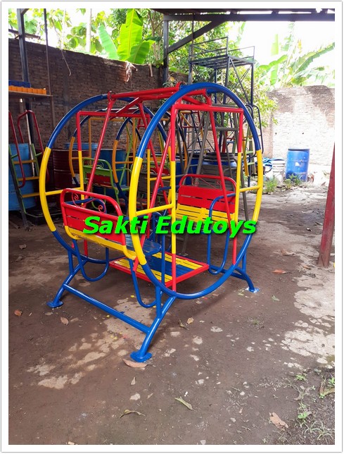 Pengiriman Tiga Unit Mangkok Putar Ayunan Anak di Konsumen di Sidoarjo